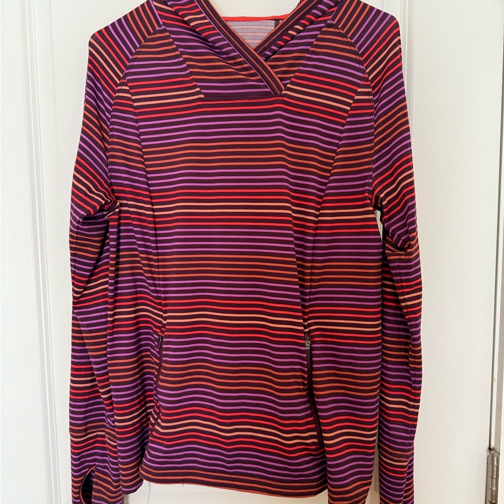 Title Nine Sunbuster long sleeve hoodie sun shirt women’s size medium
